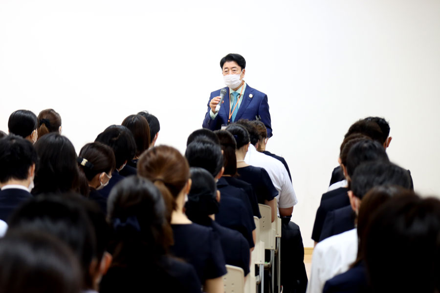 講演会場の様子-エコール・ドゥ・アンファン理事長 安田